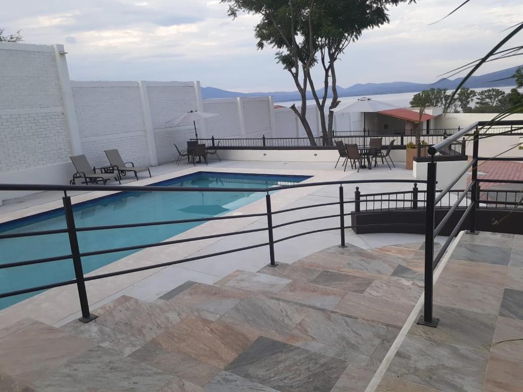 Hotel Candelero Yuriria Exterior photo